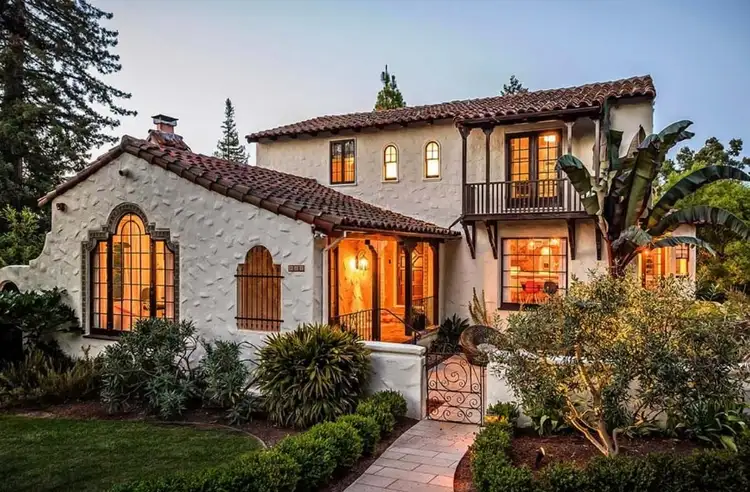 Desain Arsitektur Rumah Mediterania